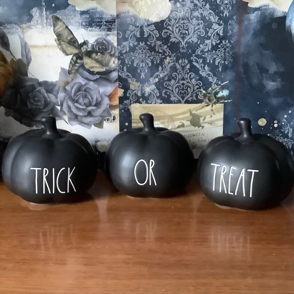 Rae Dunn ~ Black Pumpkins 🎃 TRICK OR TREAT ~ Set of 3